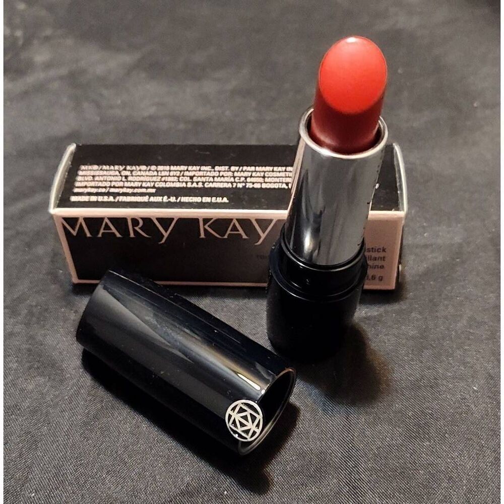 Mary Kay GEL SEMI-SHINE LIPSTICK Red Smolder New in Box